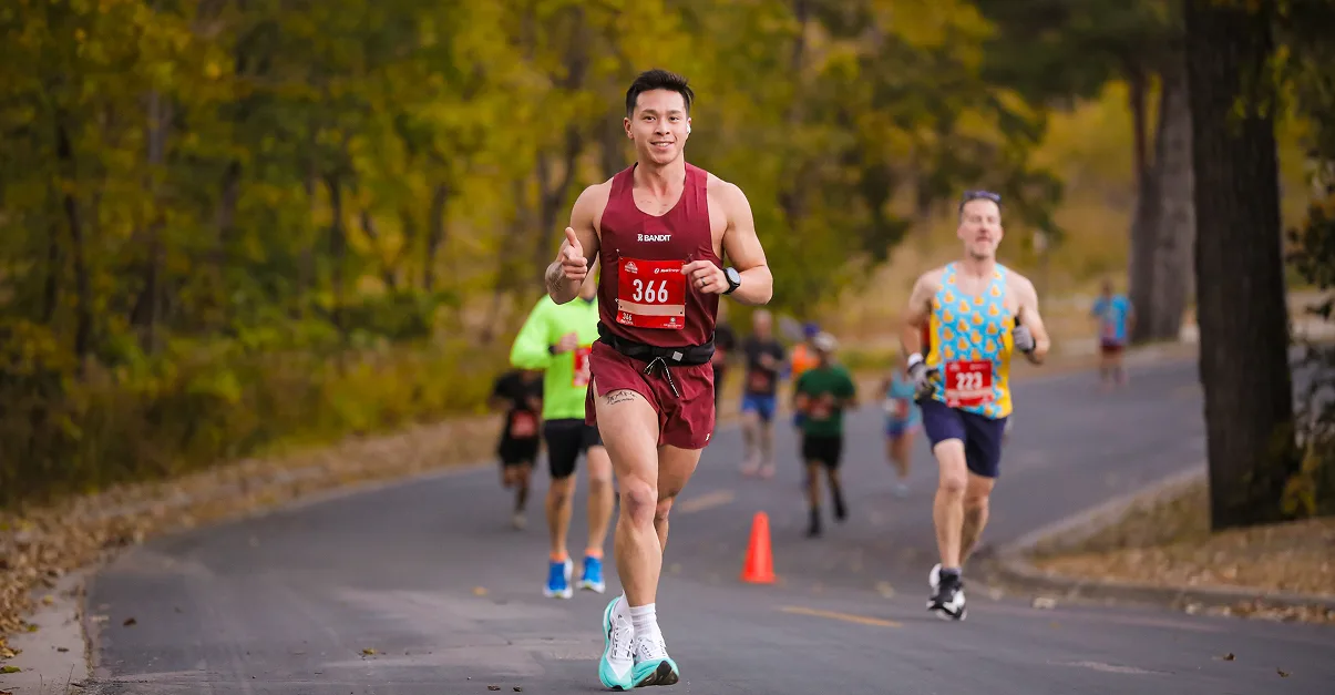 Những chấn thương phổ biến khi chạy marathon là gì?